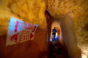 BIB: 0013
                            <button type="button" onclick="openModal(21898961)" class="btn btn-primary btn-sm float-right btn-popup" data-toggle="modal" data-target=".modal-high-quality">
                        <i class="fas fa-shopping-cart"></i> Add to Cart
                    </button>
                                            <button type="button" onclick="isThisMe(21898961, true)" class="btn btn-success btn-sm float-right btn-popup btn-isme hidden" data-toggle="tooltip" data-placement="bottom" title="นี่คือรูปของคุณใช่ไหม คลิกที่นี่เพื่อเอาเข้าอัลบั้ม">
                        <i class="fas fa-plus"></i> Add to album
                    </button>
                    <button type="button" onclick="isThisMe(21898961, false)" class="btn btn-warning btn-sm float-right btn-popup btn-isnotme hidden">
                        <i class="fas fa-ban"></i> Remove from album
                    </button>